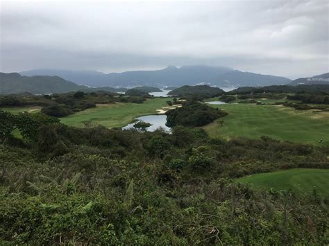 The Jockey Club Kau Sai Chau Public Golf Course 賽馬會滘西洲 .